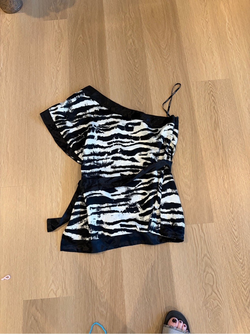 bebe Black & White Zebra-Print One-Shoulder Blouse with Satin Waist Tie - Picture 4 of 4